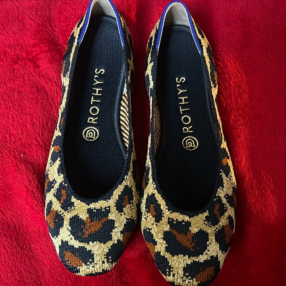 Rothy’s leopard ballet flat. Great condition